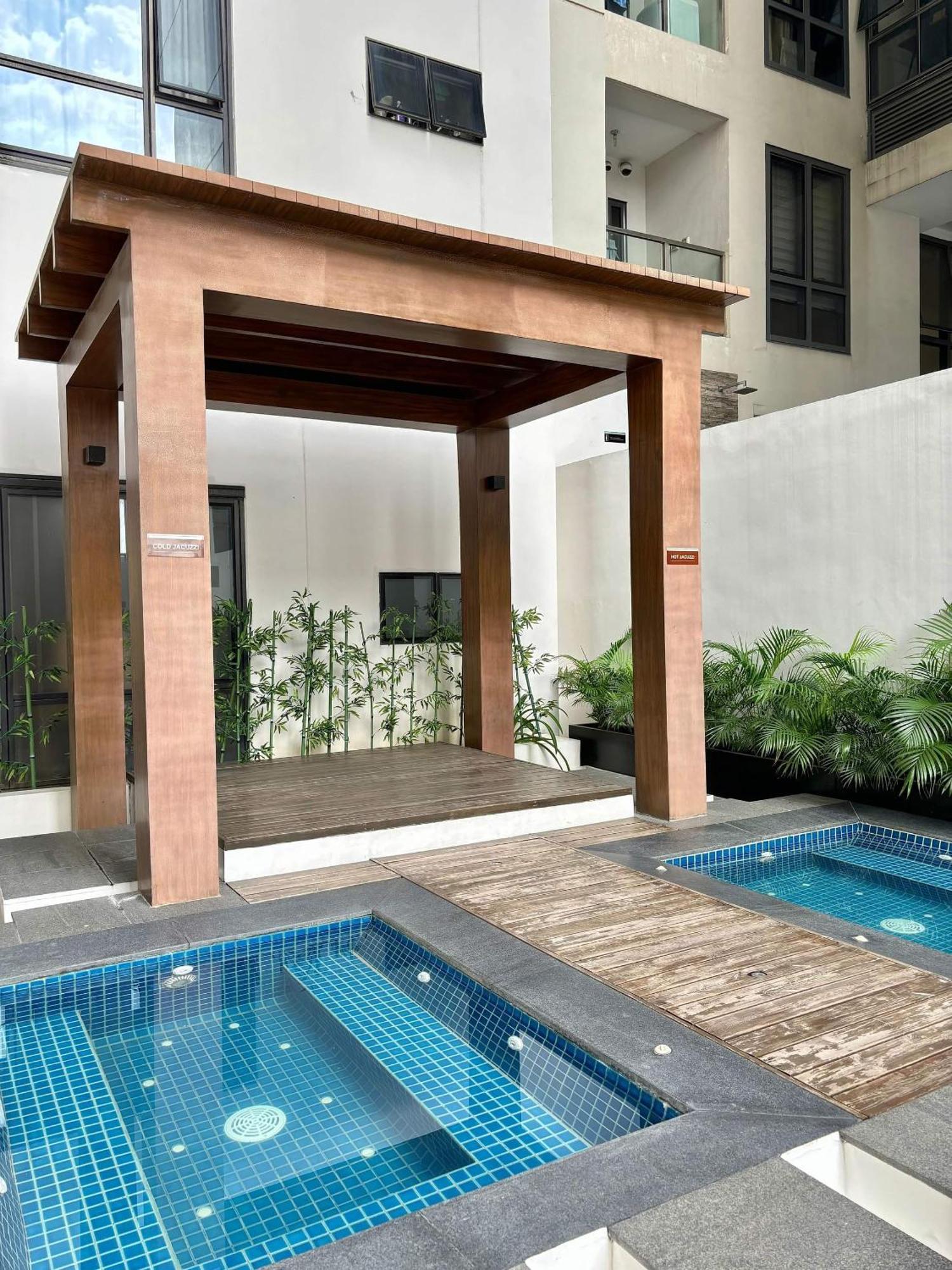 Greenbelt Hamilton Tower 1 Makati City Exteriér fotografie